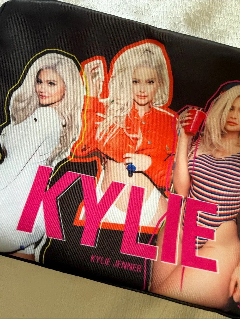 Kylie Cosmetics excellent full